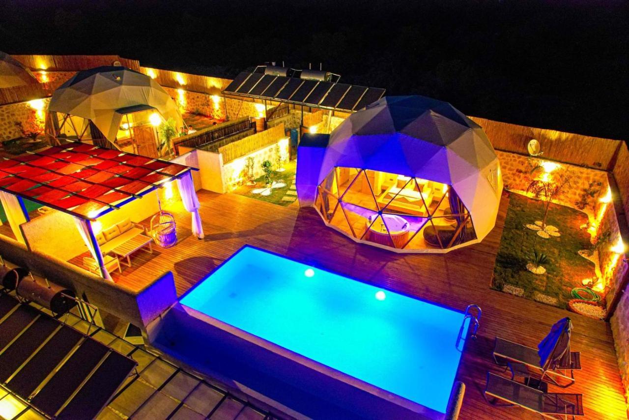 Kalkan Dome Suites & Deluxe Hotel คาช ภายนอก รูปภาพ