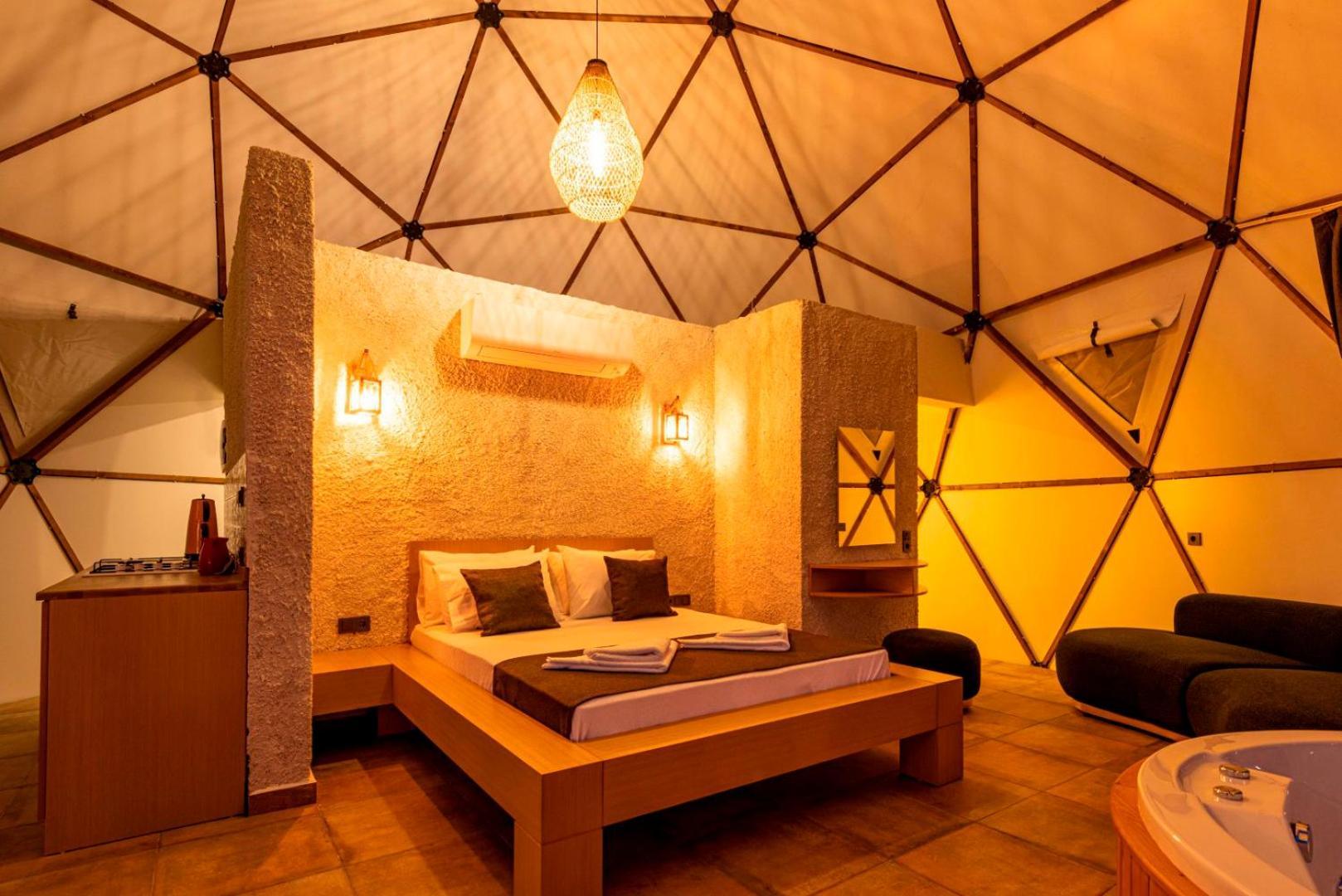 Kalkan Dome Suites & Deluxe Hotel คาช ภายนอก รูปภาพ